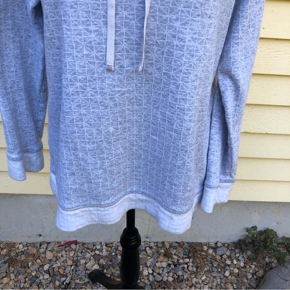 T by Talbots Funnel Neck Gray Top, Size M - Picture 3 of 12